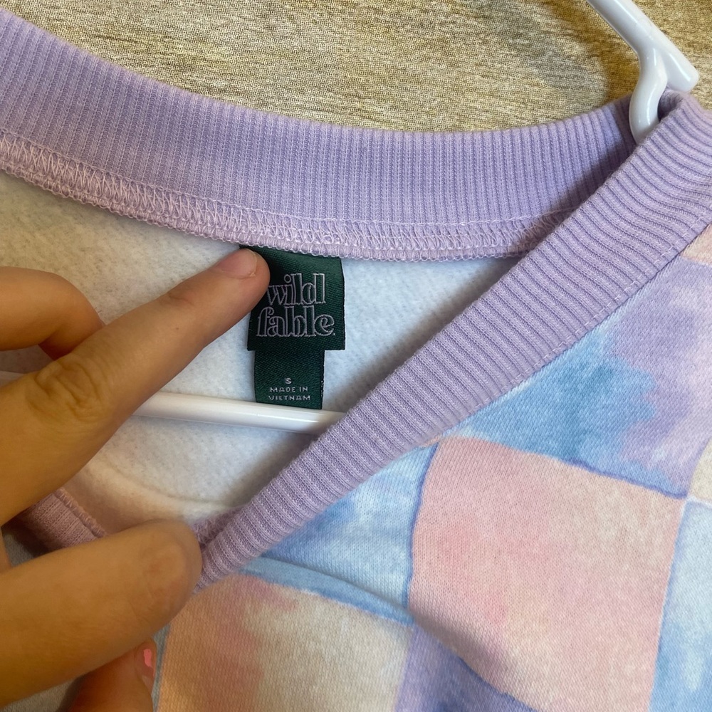 New Wild fable checkered crewneck ๐ - Picture 2 of 3
